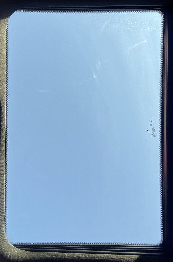 Used 2023 BMW i4 eDrive40 w/ M Sport Package image 26