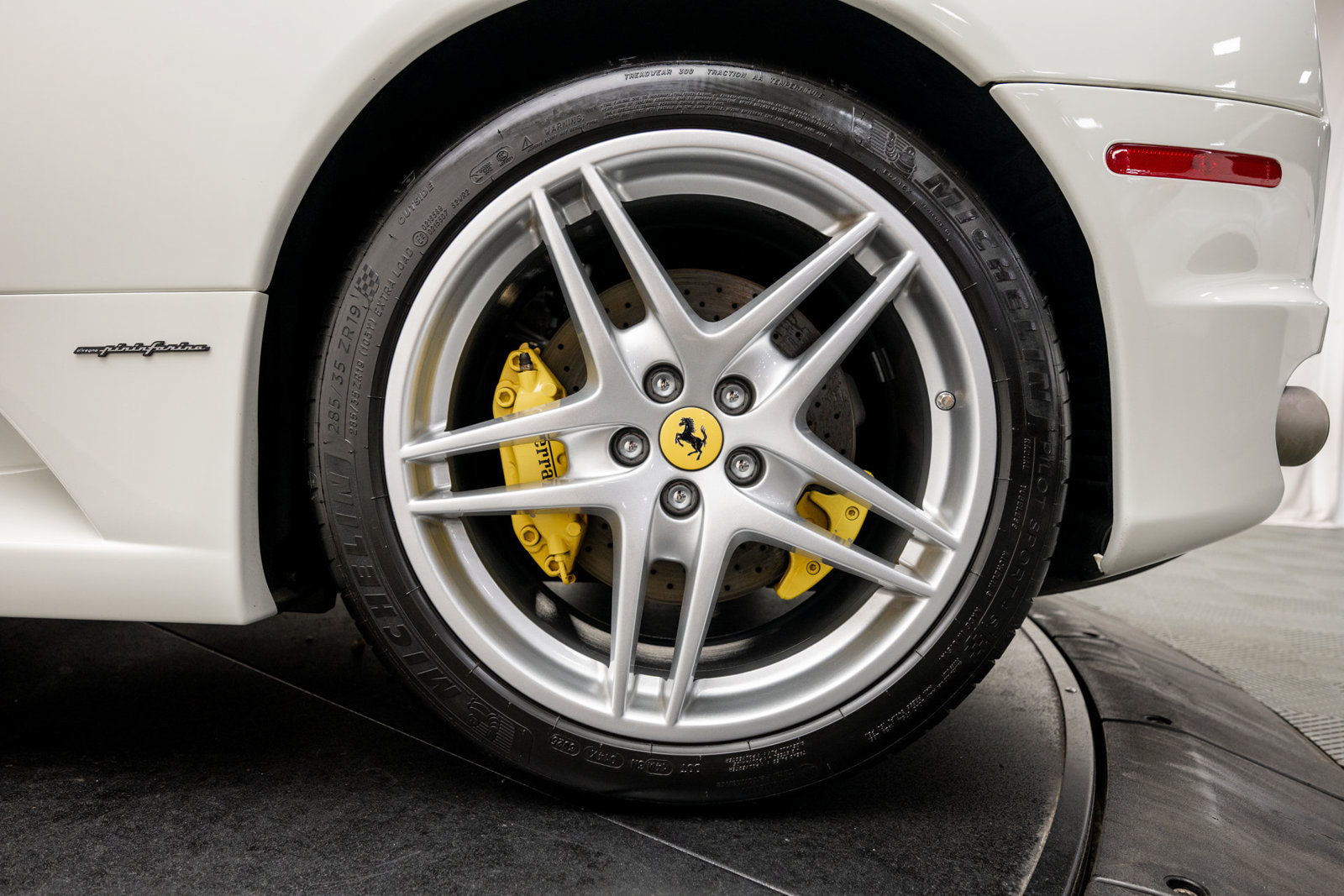Used 2006 Ferrari F430 Spider RWD image 47