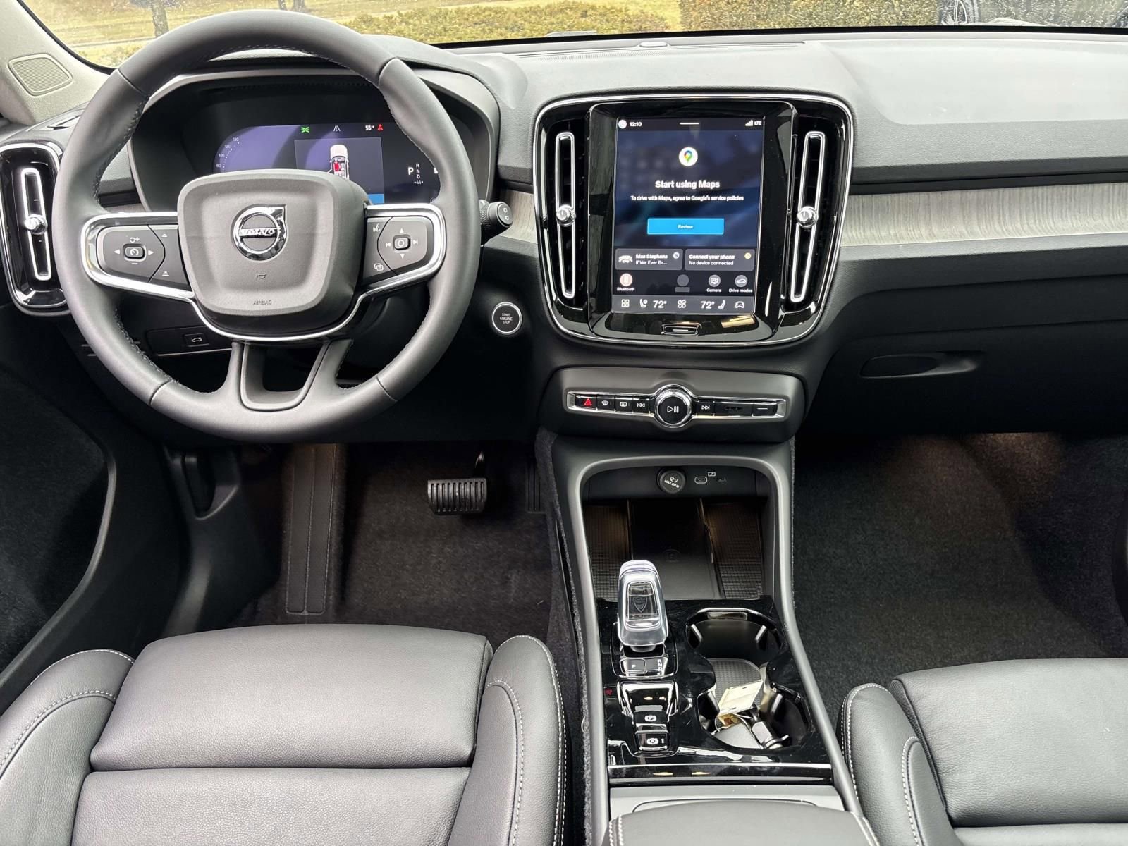 New 2026 Volvo XC40 B5 Plus w/ Protection Package Premier AWD/4WD image 28