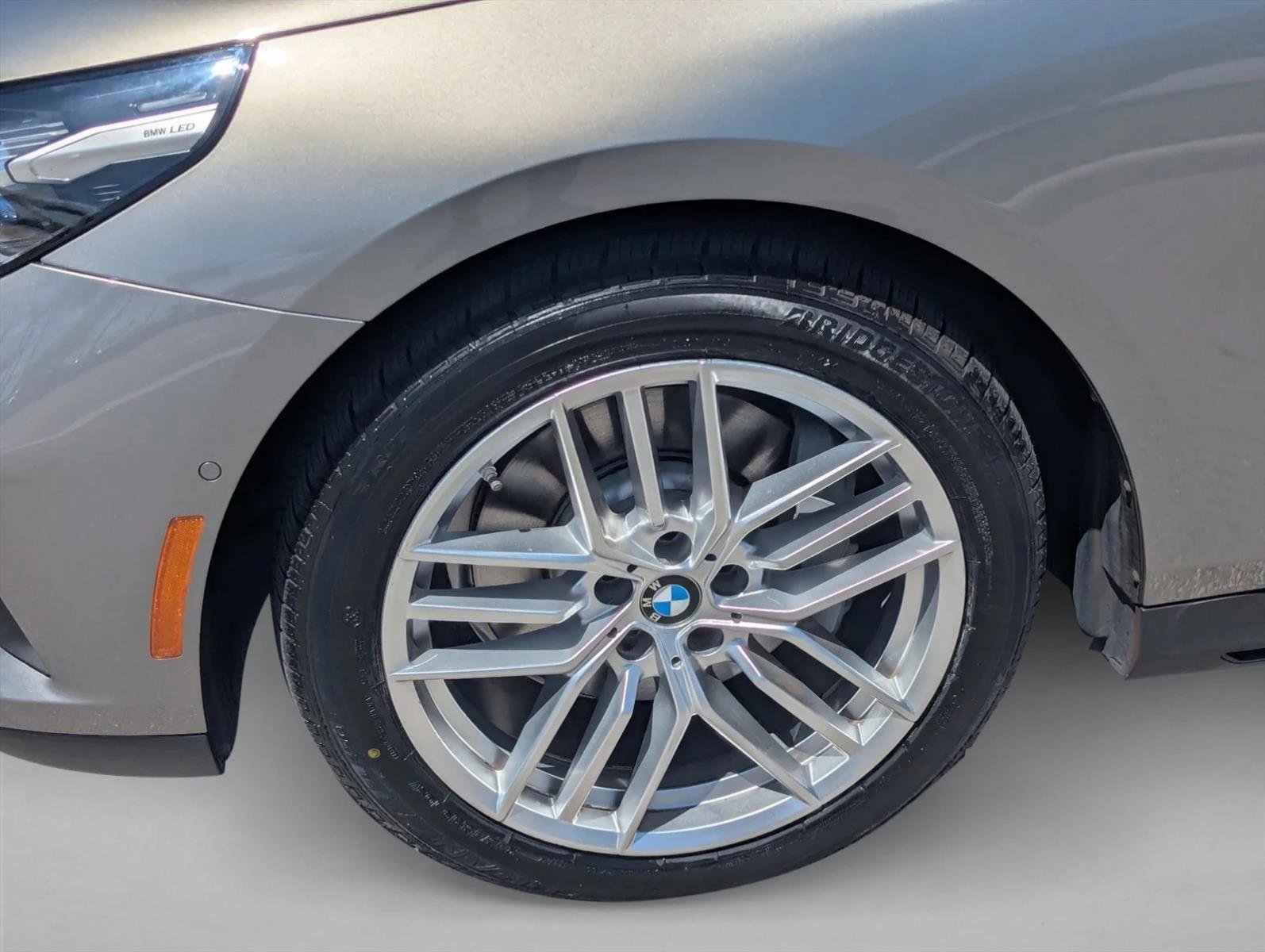 Certified 2024 BMW 530i xDrive w/ Premium Package AWD/4WD image 24