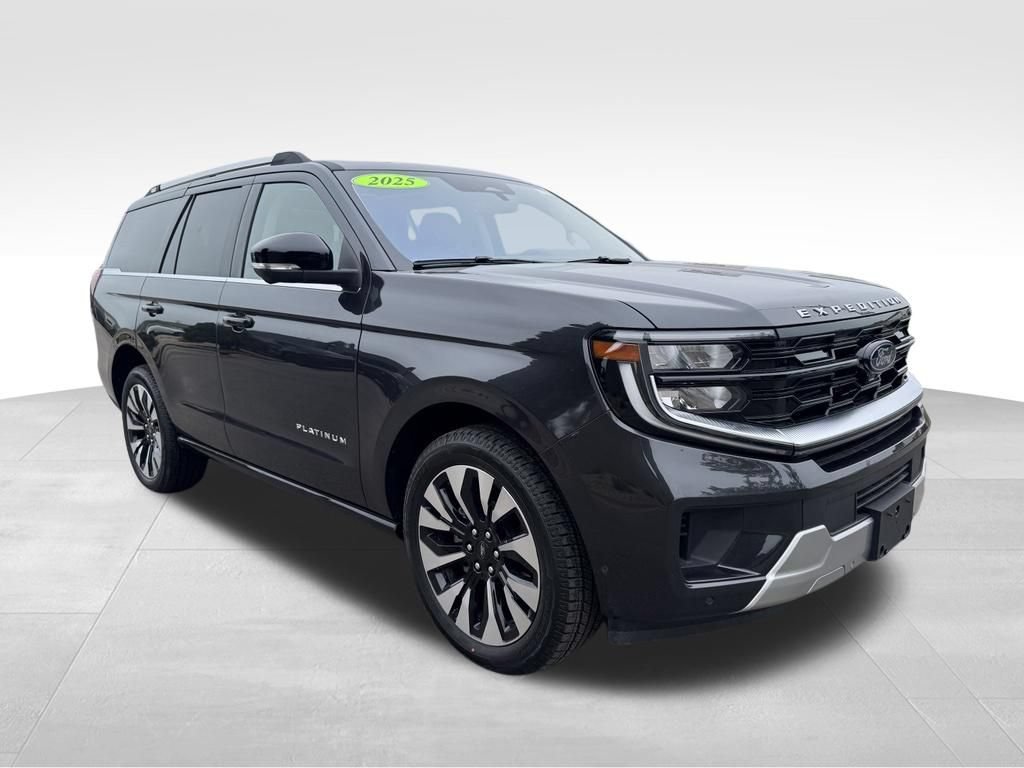 Used 2025 Ford Expedition Platinum w/ Platinum Ultimate Package AWD/4WD image 5