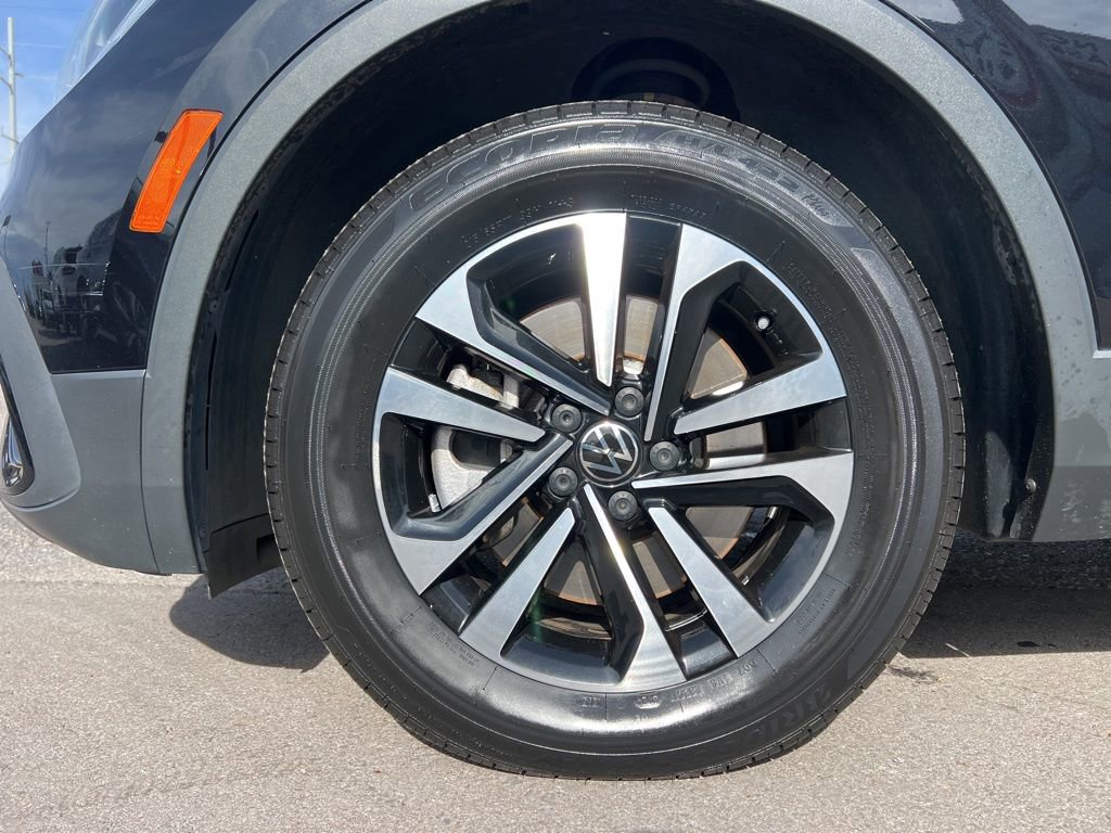 Used 2022 Volkswagen Tiguan S image 7
