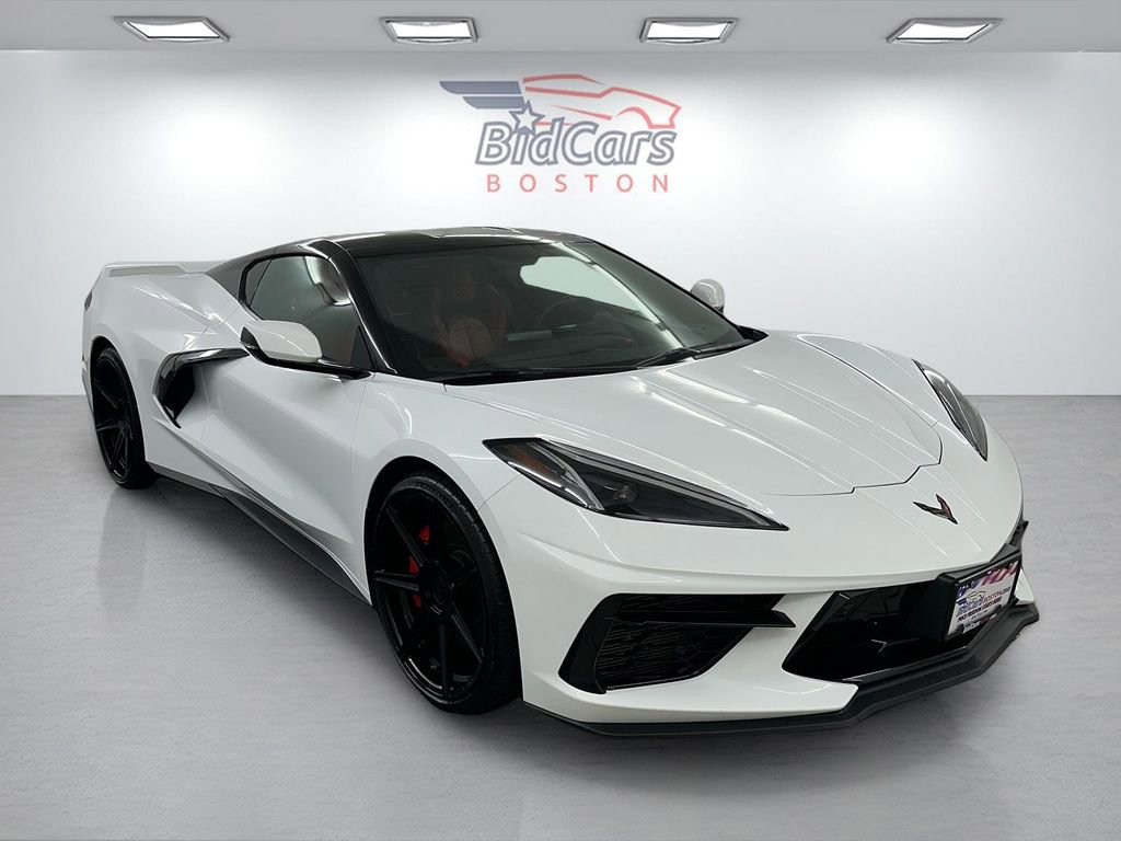 Used 2022 Chevrolet Corvette Stingray Preferred Cpe w/ Z51 Performance Package image 3