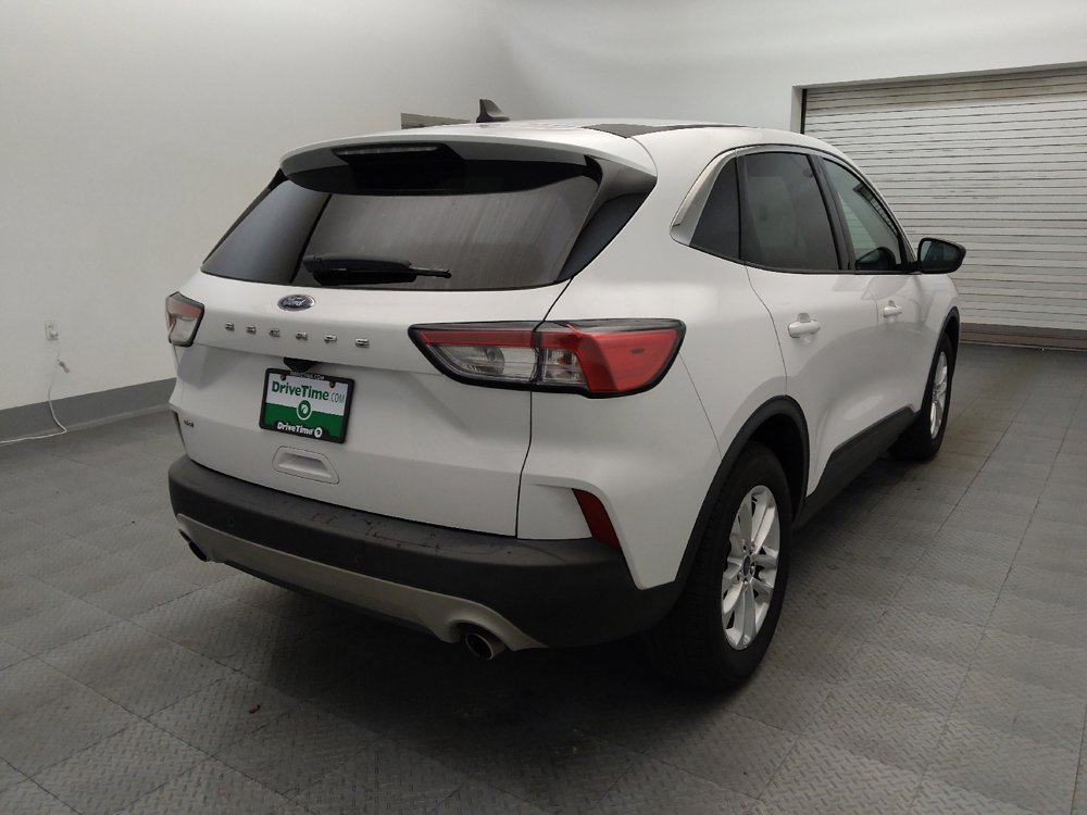 Used 2022 Ford Escape SE w/ Convenience Package FWD image 9