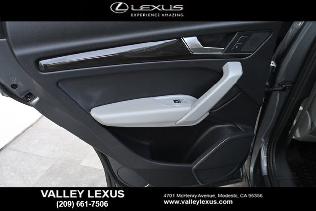 Used 2018 Audi Q5 2.0T Premium AWD/4WD image 17