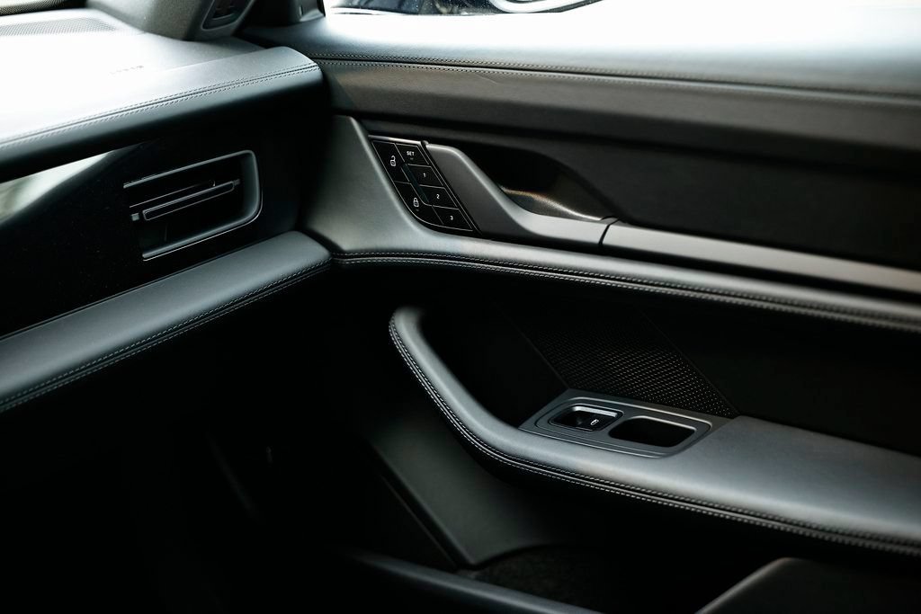 New 2026 Porsche Taycan AWD/4WD image 29