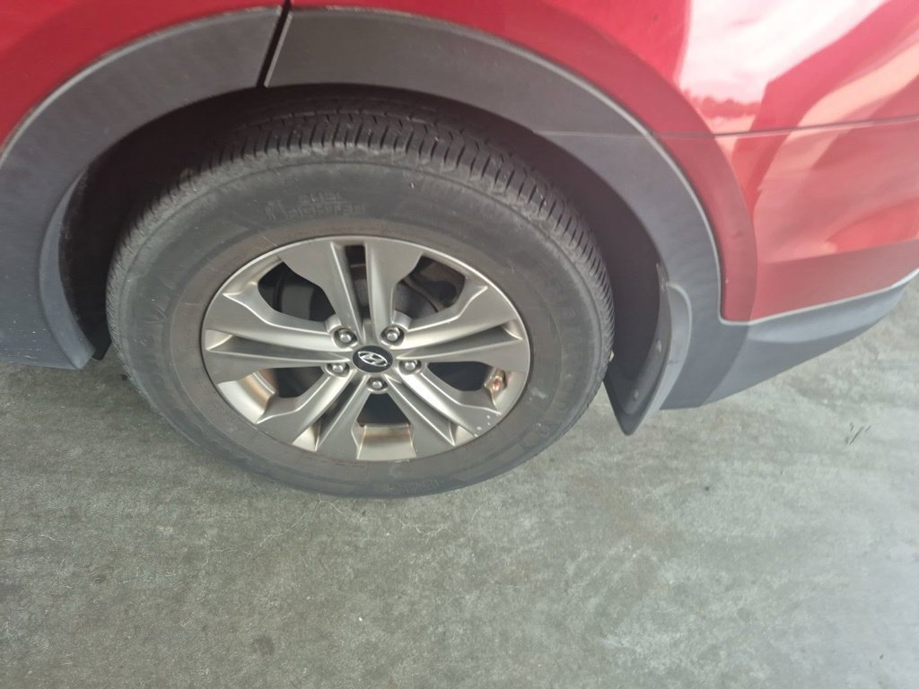 Used 2016 Hyundai Santa Fe Sport w/ Option Group 02 FWD image 8