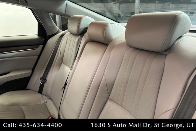 Used 2018 Honda Accord Touring image 20