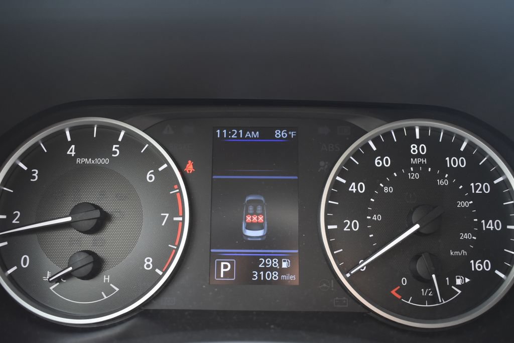 Certified 2025 Nissan Sentra S FWD image 27
