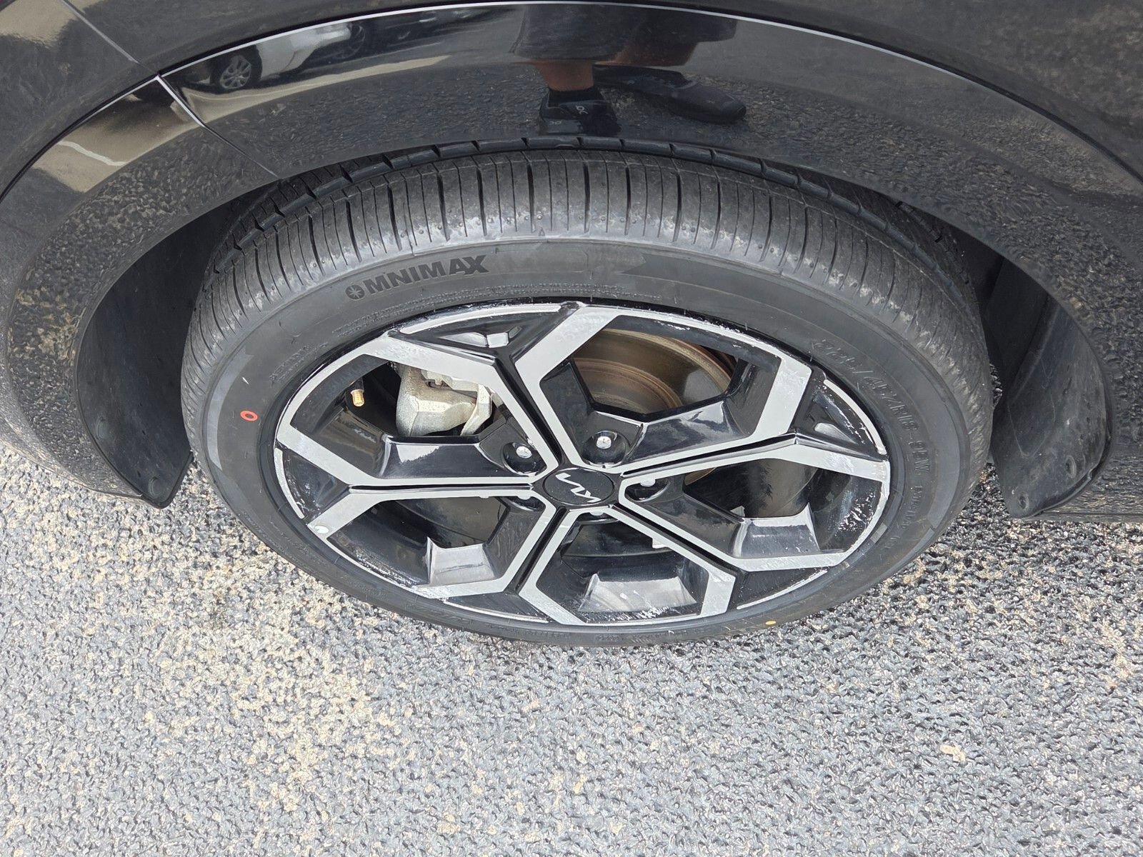 Used 2023 Kia Niro EX Touring image 17