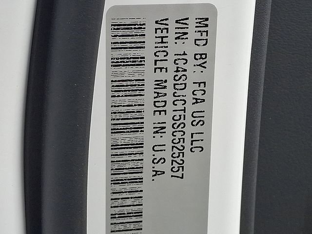 Used 2025 Dodge Durango R/T image 27