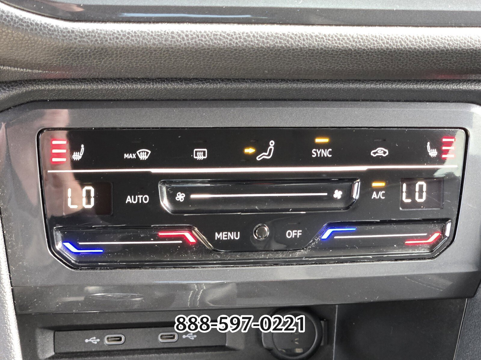 Used 2022 Volkswagen Tiguan SE image 21