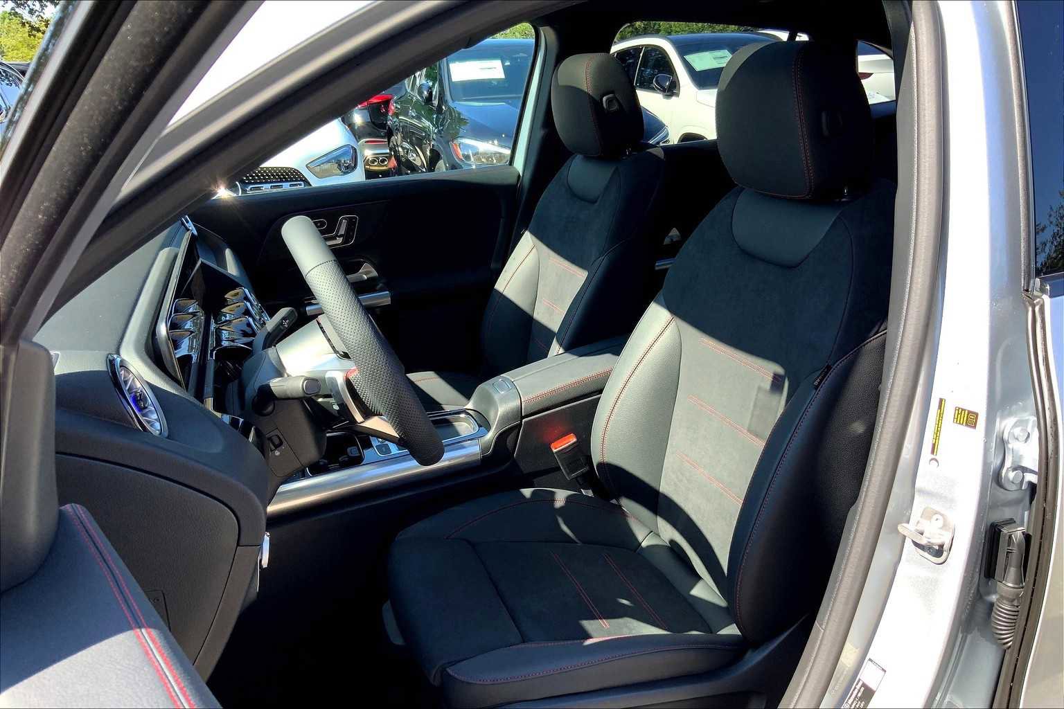 New 2026 Mercedes-Benz GLA 250 GLA 250 image 12