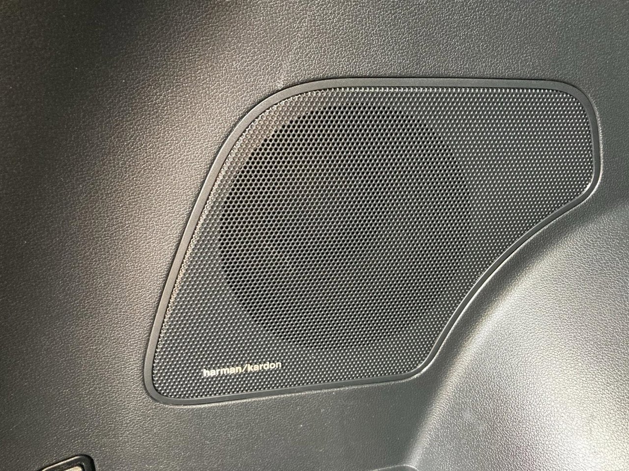 Used 2023 Hyundai Santa Fe Limited image 44