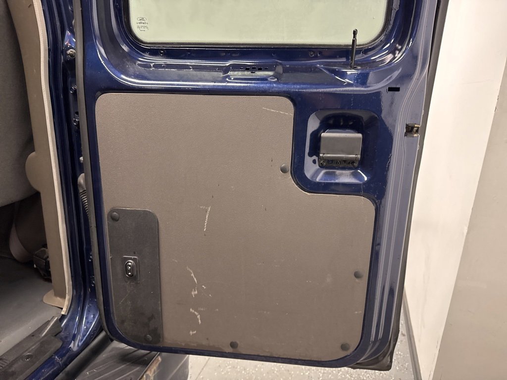 Used 2013 Ford E-350 and Econoline 350 Extended Super Duty w/ PWR Group image 25