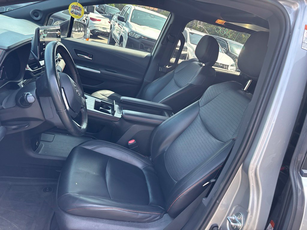 Used 2022 Toyota Sienna XSE w/ XSE Plus Package FWD image 17