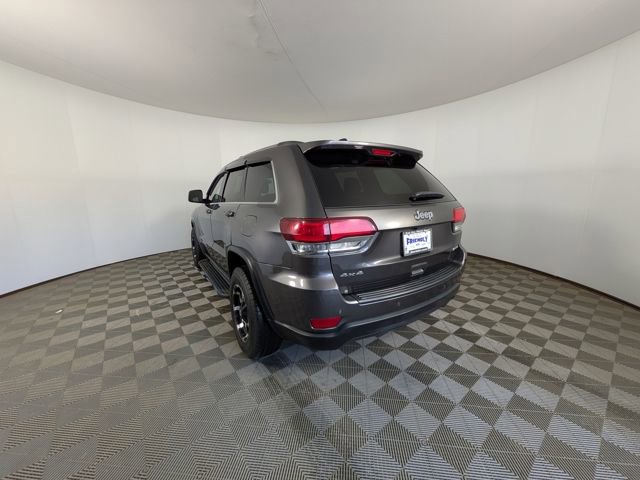 Used 2020 Jeep Grand Cherokee Laredo w/ Security & Convenience Group image 10
