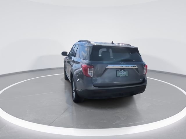 Used 2023 Ford Explorer XLT w/ Class IV Trailer Tow Package image 9