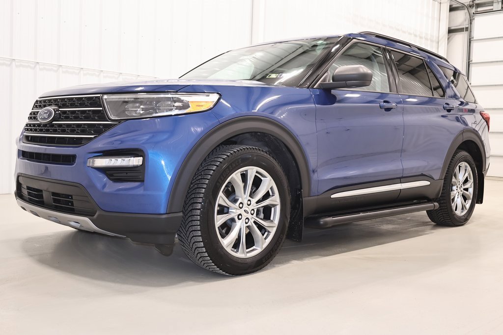 Certified 2020 Ford Explorer XLT w/ Equipment Group 202A image 6