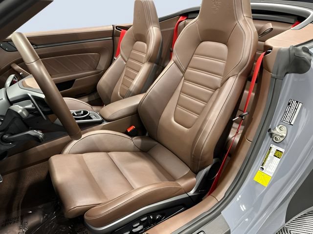 Used 2023 Porsche 911 Carrera GTS RWD image 33