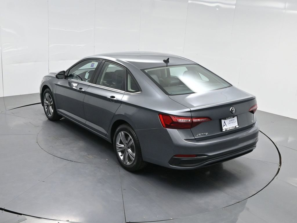 Used 2022 Volkswagen Jetta SE image 63