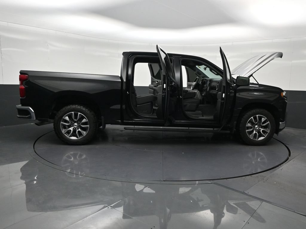 Used 2020 Chevrolet Silverado 1500 LT w/ Texas Edition RWD image 32