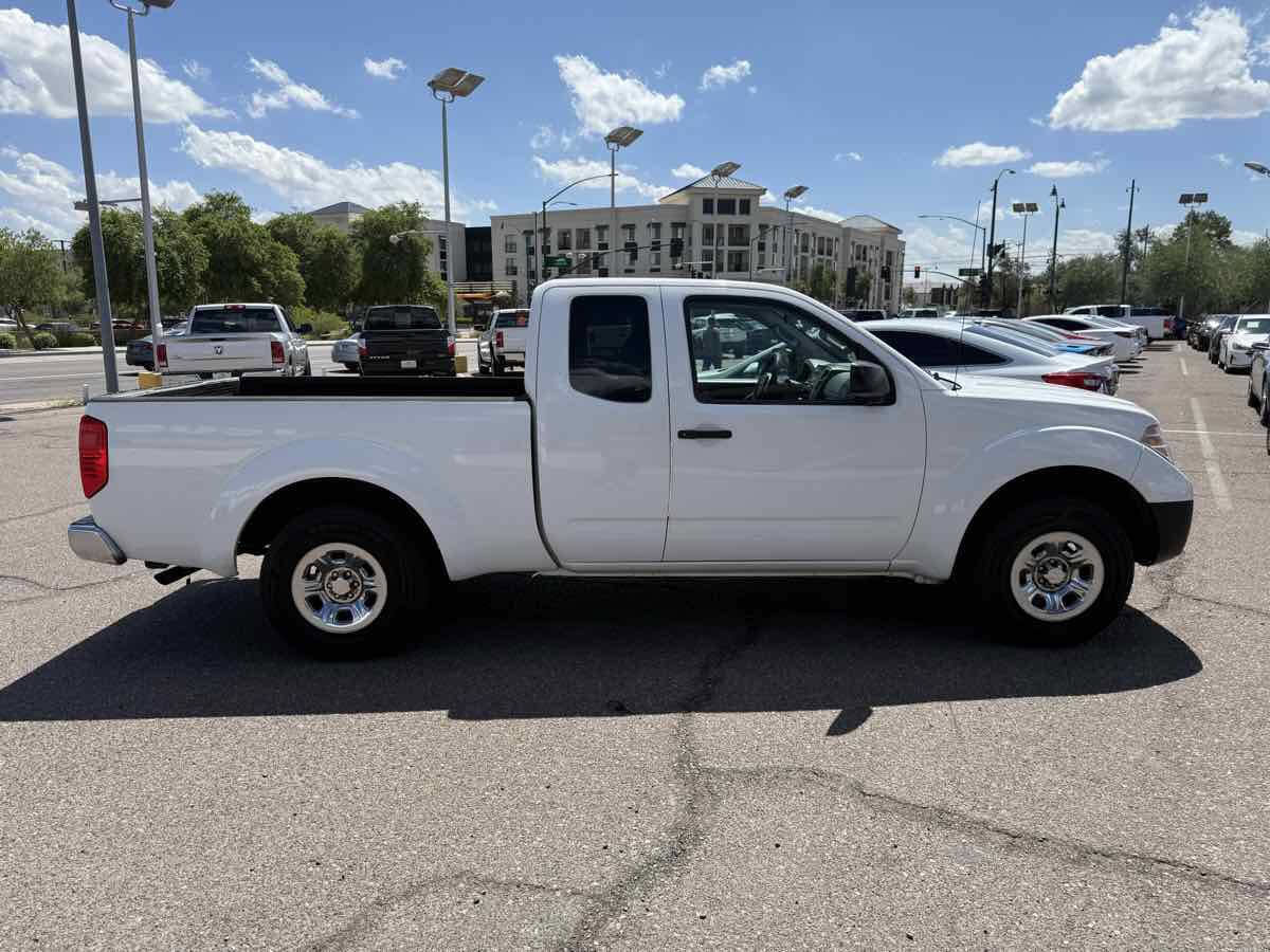Used 2016 Nissan Frontier S image 6