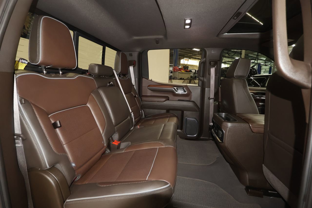 Used 2024 GMC Sierra 1500 Denali w/ Denali Reserve Package AWD/4WD image 28