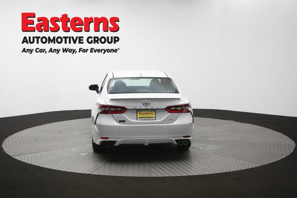 Used 2024 Toyota Camry SE w/ Cold Weather Package FWD image 35