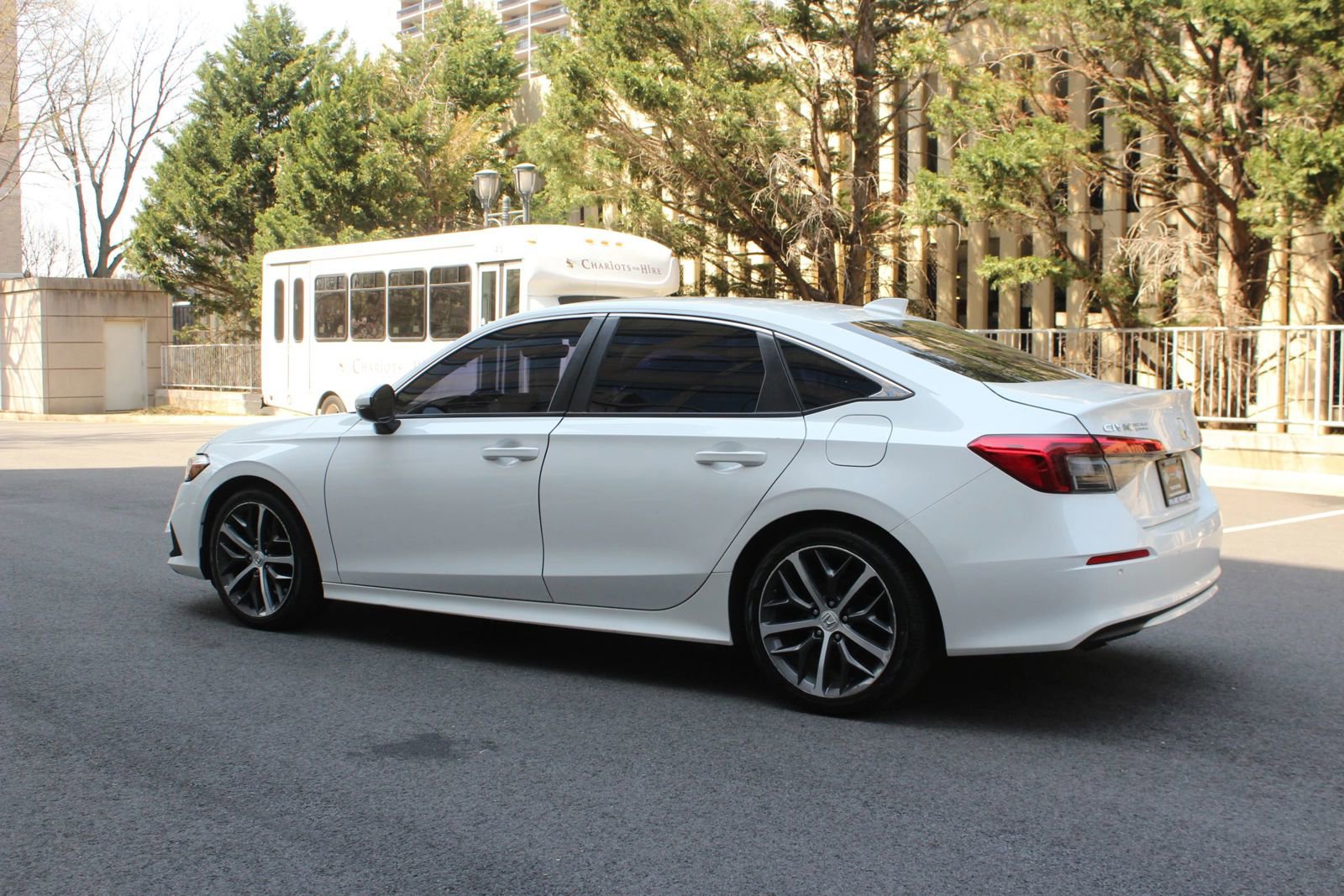 Used 2022 Honda Civic Touring image 9