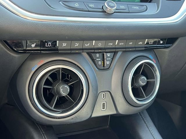 Used 2020 Chevrolet Blazer LT FWD image 24