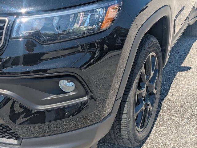New 2026 Jeep Compass Latitude AWD/4WD image 9