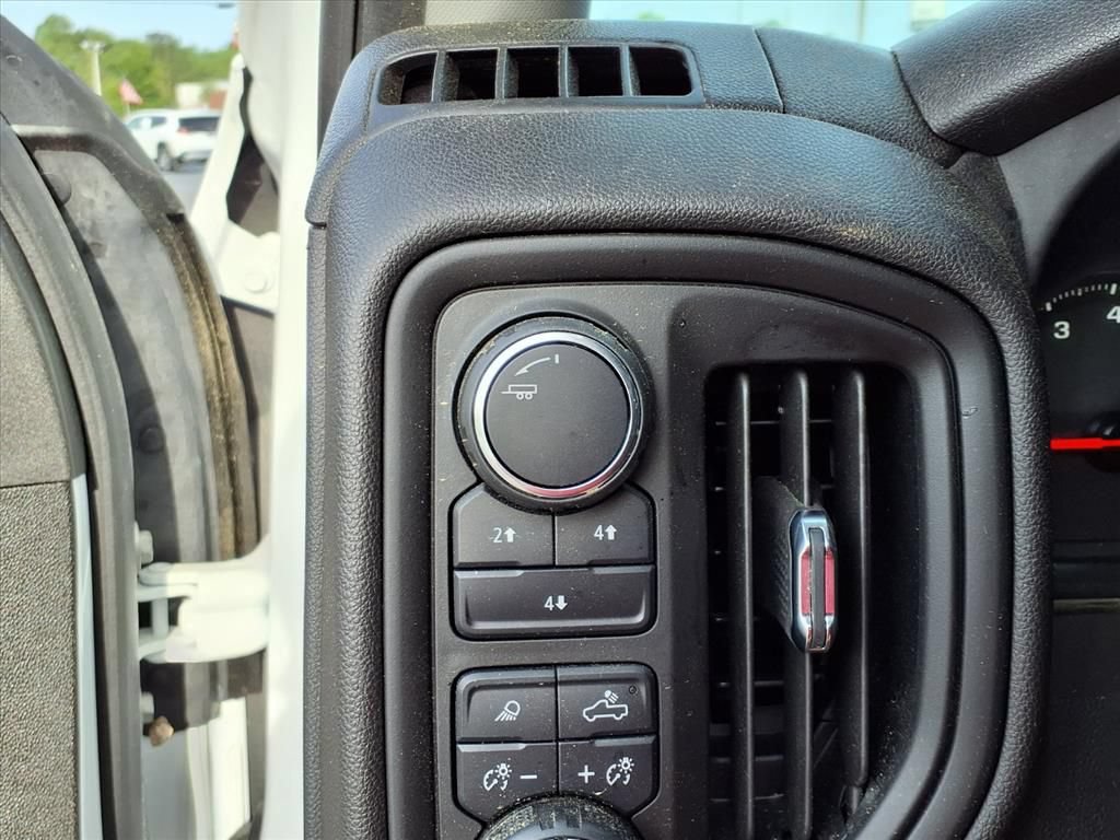 Used 2025 Chevrolet Silverado 2500 Custom w/ Custom Value Package AWD/4WD image 6
