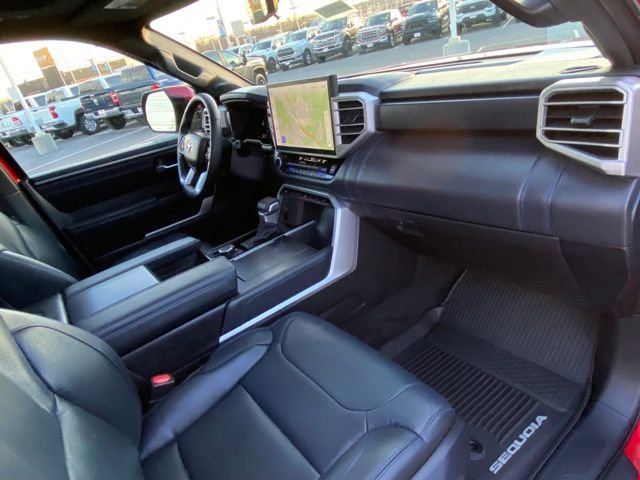 Used 2025 Toyota Sequoia Platinum image 24