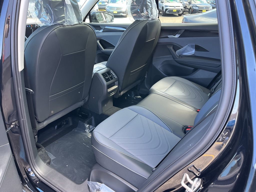 New 2026 Volkswagen Tiguan SE image 20