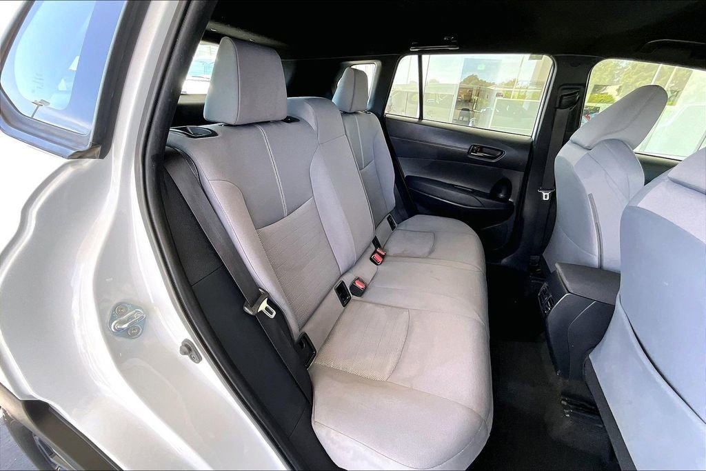 Used 2023 Toyota Corolla Cross AWD Hybrid image 25