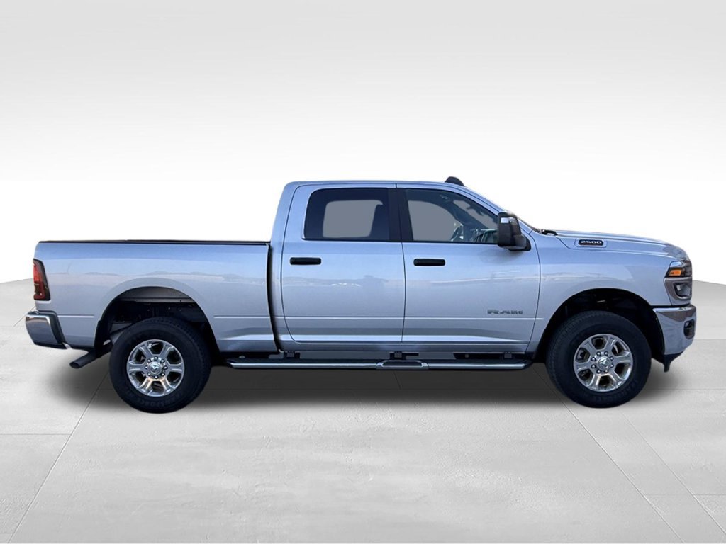 Used 2026 RAM 2500 Big Horn AWD/4WD image 6