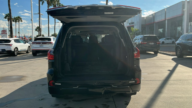 Used 2017 Lexus LX 570 4WD w/ Luxury Package image 26