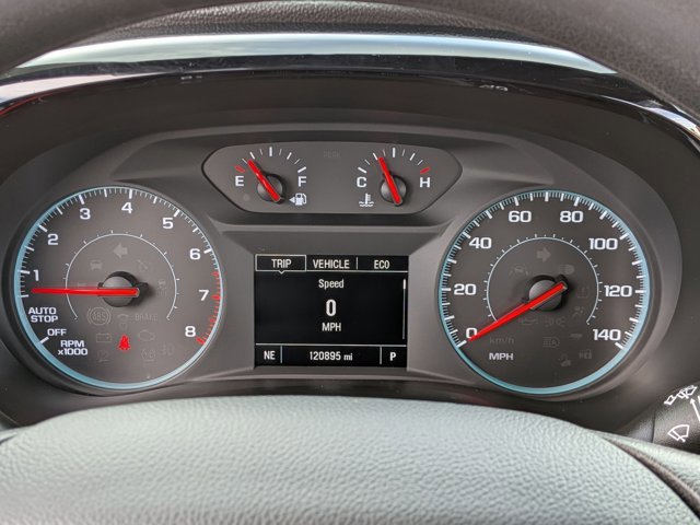 Used 2023 Chevrolet Traverse LS image 11