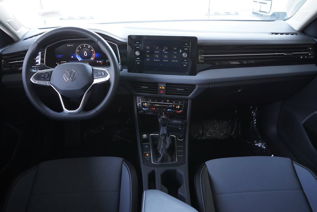 New 2026 Volkswagen Jetta SE FWD image 8