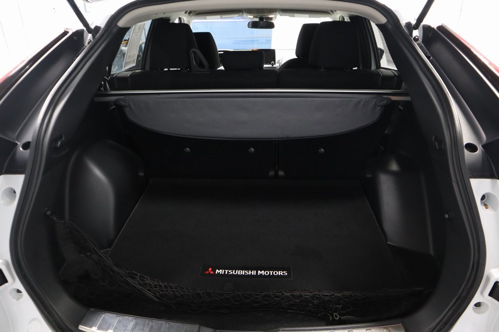 Used 2024 Mitsubishi Eclipse Cross LE image 17