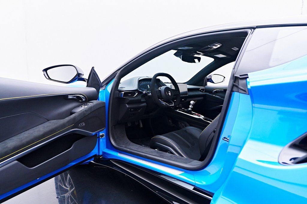 Used 2025 Lotus Emira RWD image 35