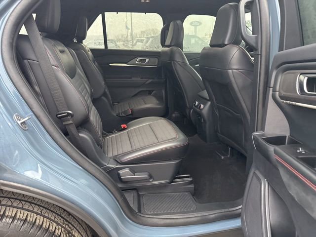 Used 2025 Ford Explorer ST-Line w/ Premium Package image 13