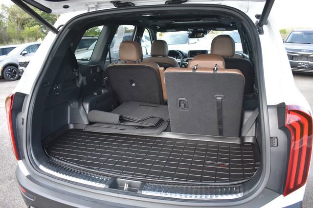 Used 2021 Kia Telluride SX w/ SX Prestige Package AWD/4WD image 19