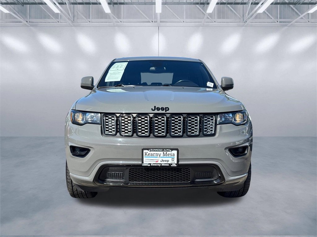 Certified 2021 Jeep Grand Cherokee Laredo X image 2