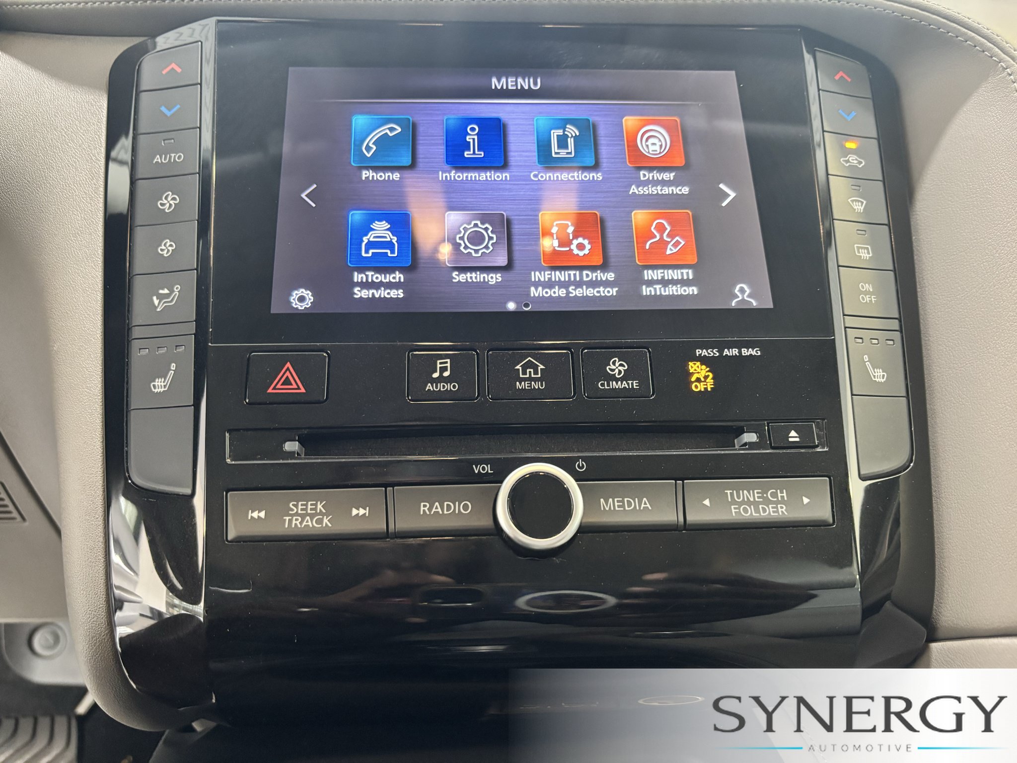 Certified 2023 INFINITI QX50 Luxe AWD/4WD image 12