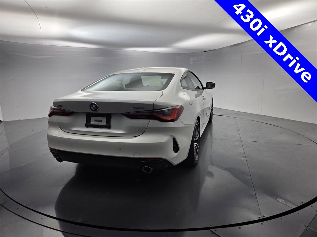 Used 2021 BMW 430i xDrive Coupe w/ Premium Package image 14