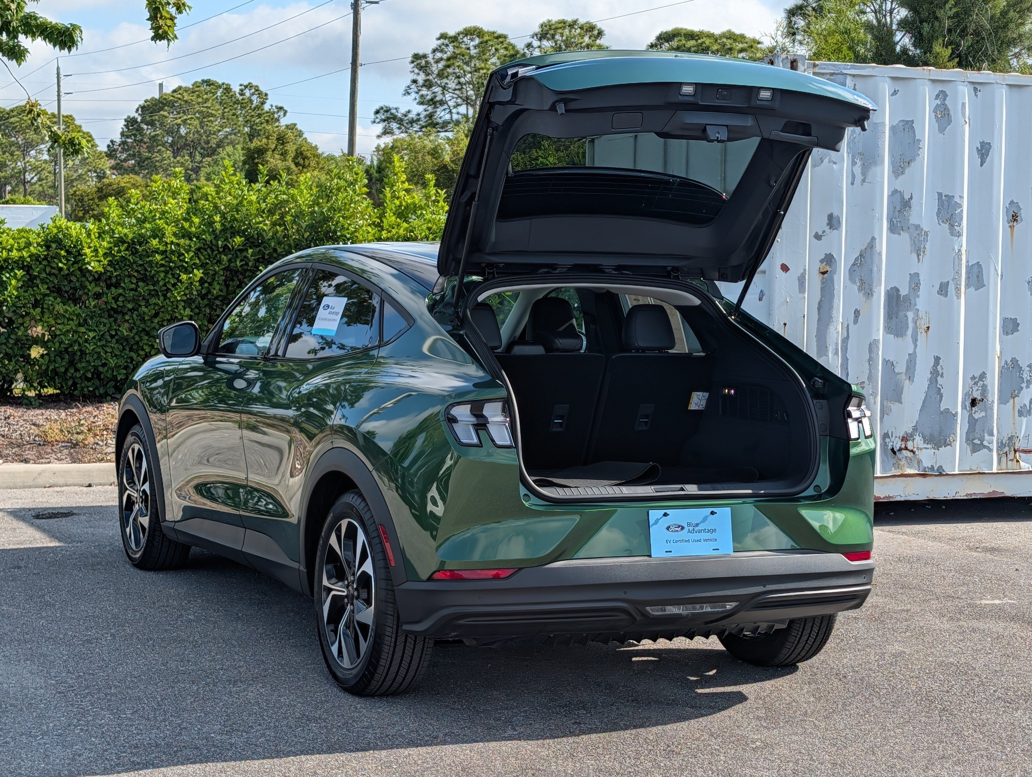 Certified 2025 Ford Mustang Mach-E Select RWD image 13