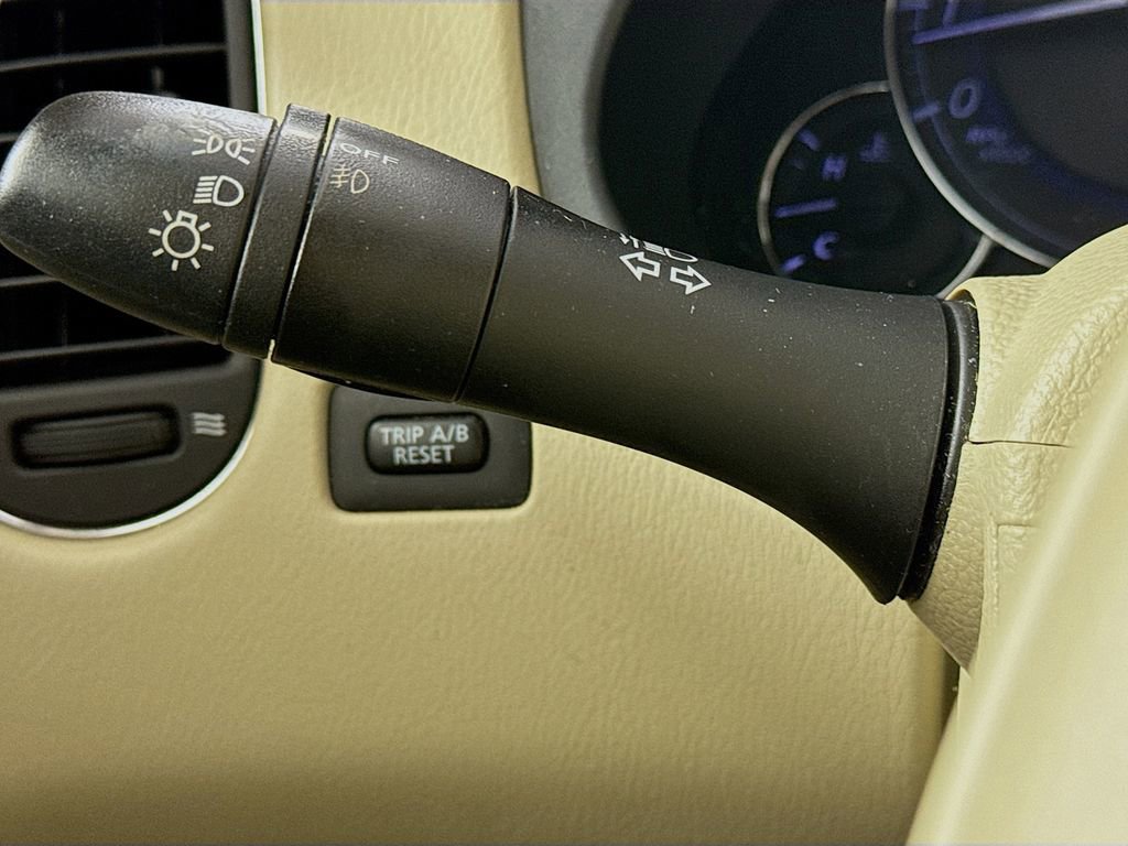 Used 2014 INFINITI QX50 Journey w/ Premium Package RWD image 14