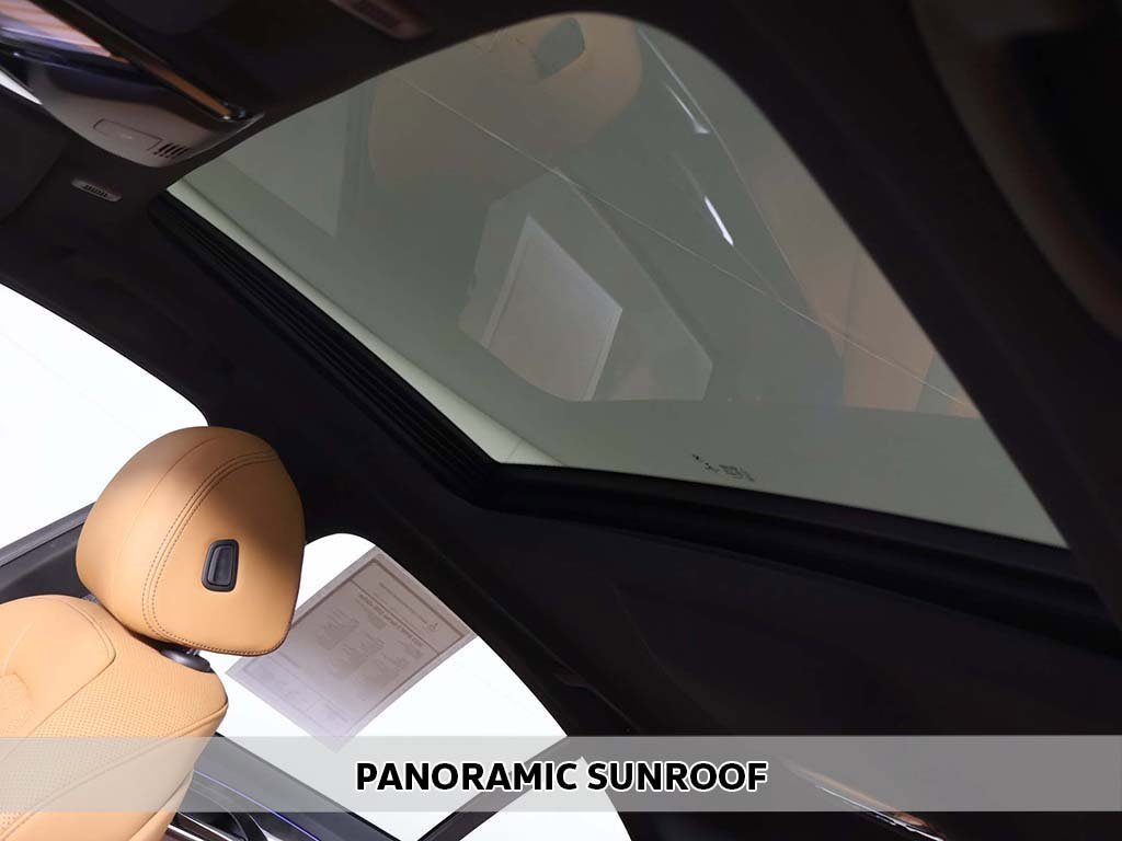 Used 2023 BMW 530i xDrive w/ M Sport Package image 4